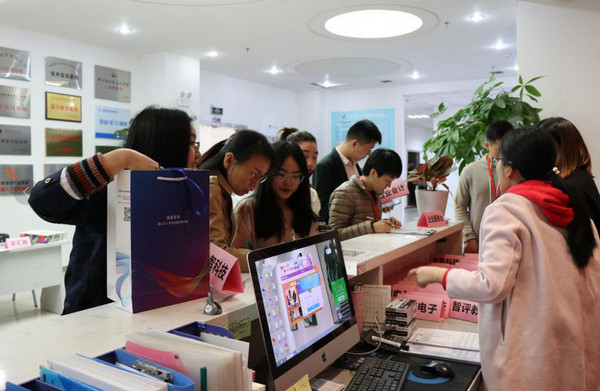 1553480186158690.jpg 配图1 第二届中原名企招聘会IT专场圆满落幕.jpg